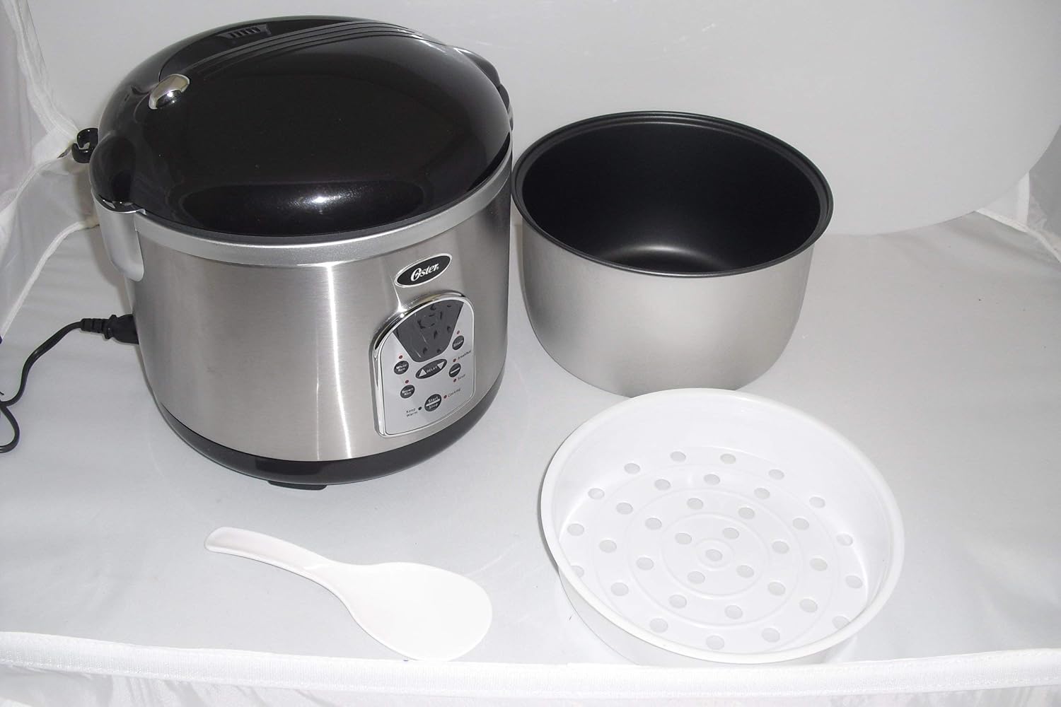 Amazon.com: Oster 20-Cup Rice Cooker, White (004715-000-000): Kitchen &  Dining