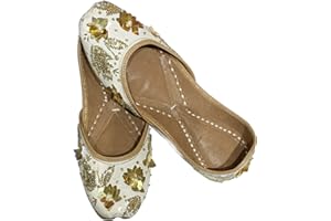 Traditional Indian Women Ladies Embroidered Punjabi Juttis Mojari Ethnic Shoes Handmade White Golden Jutti Comfort Flat Shoes