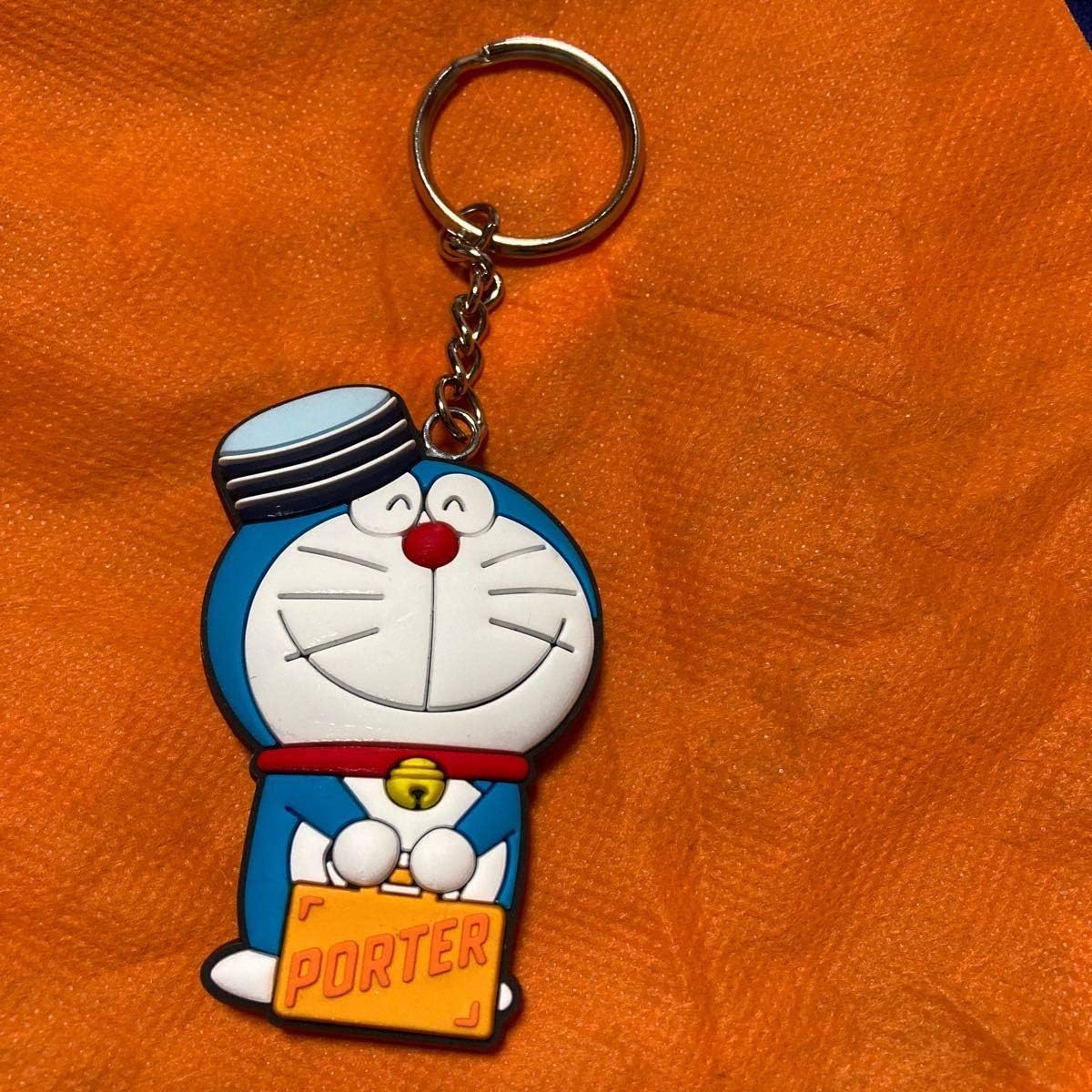 Amazon 正規品 ドラえもん ポーター キーホルダー Porter 藤子f不二雄 正面バージョン ドラえもん Porter 日本 漫画 藤子不二雄 B アイドル 芸能人グッズ 通販