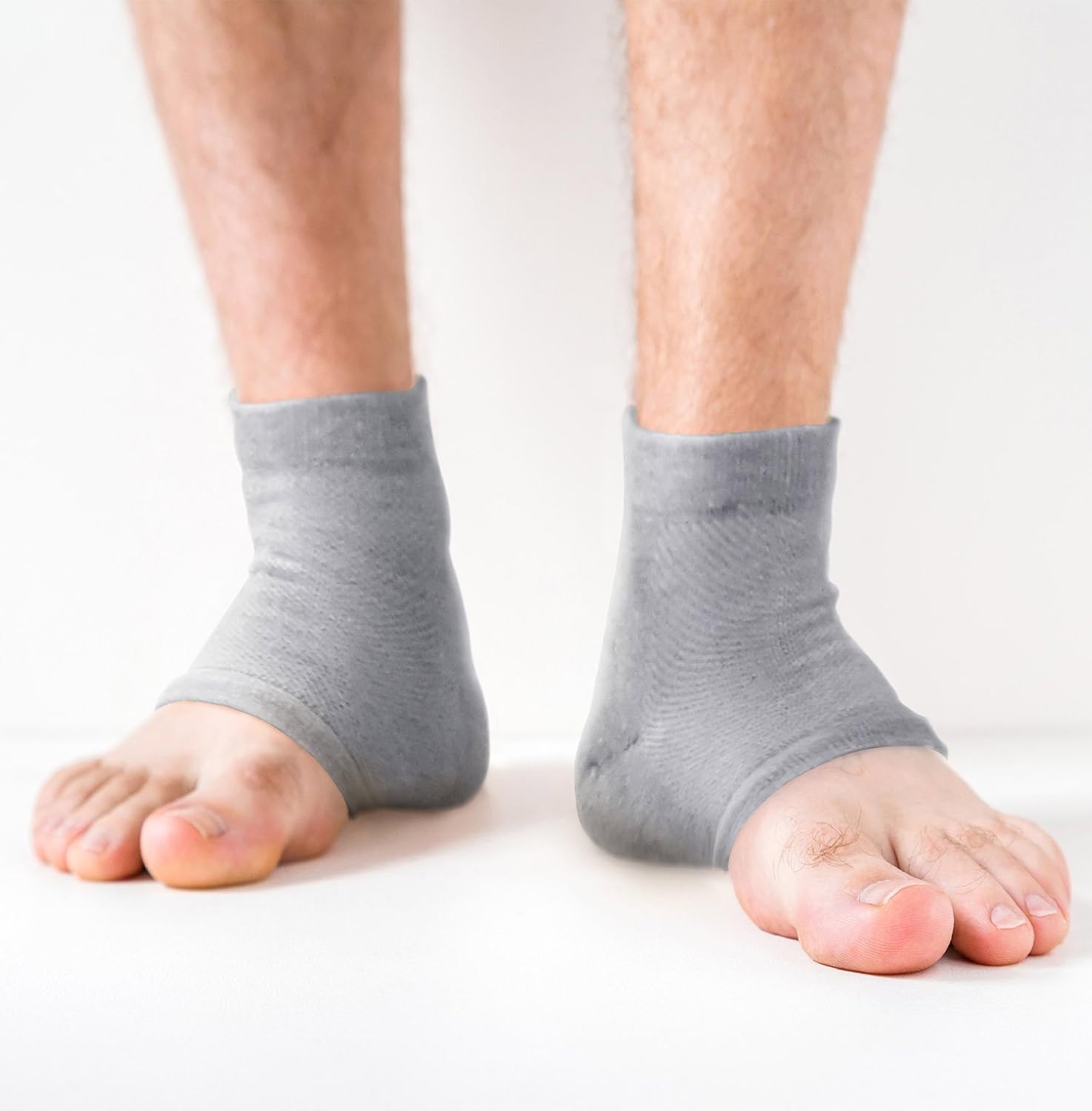Moisturizing Socks Cracked Heel Treatment - Treat Dry Feet & Heels Fast. Pain Relief from Cracking Foot Skin with Aloe Moisturizer Lotion Infused Gel Heel Socks. Pedicure for Both Women & Men (Large): Health & Personal Care
