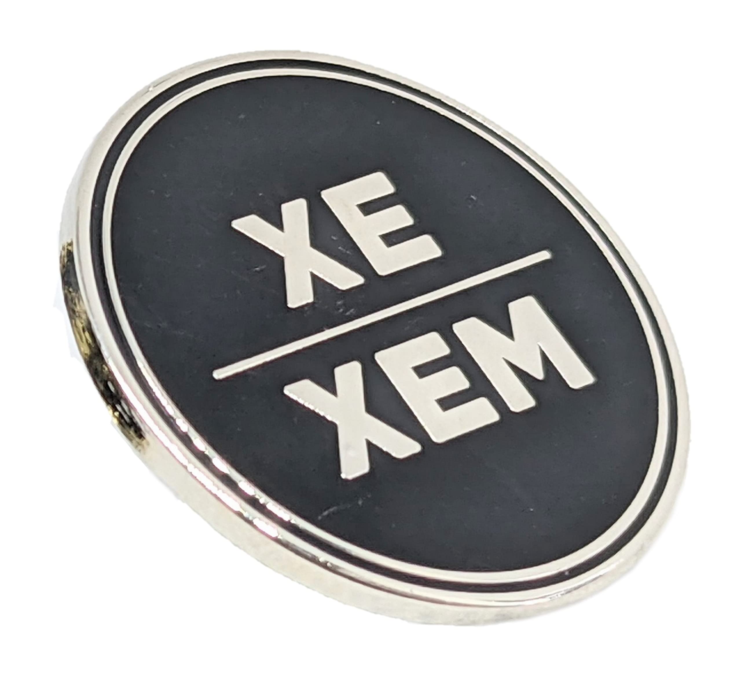 Xe Xem Black and Silver Circular Hard Enamel Pronoun Pin
