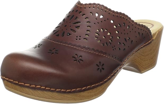 tan dansko clogs