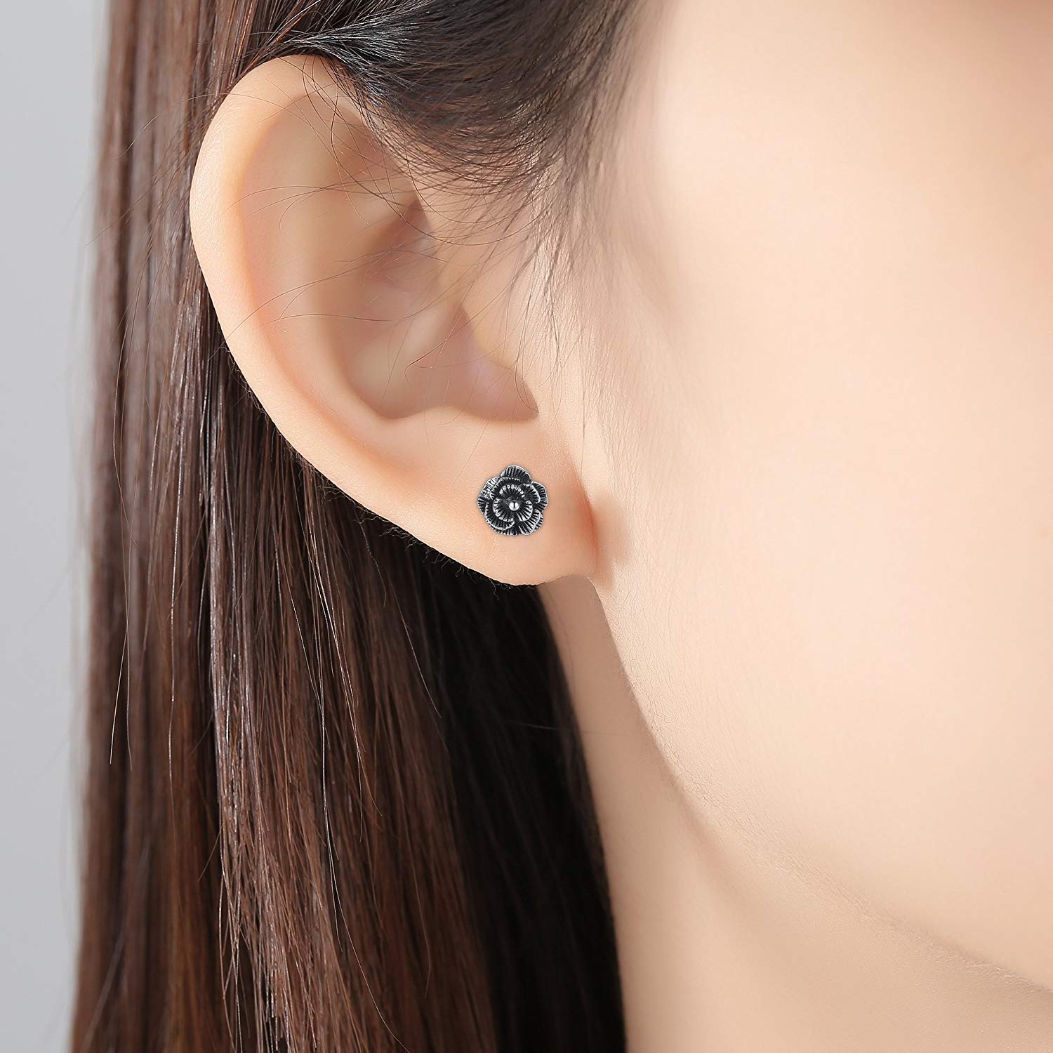 Women\'s Black Rose Stud Sterling Silver Earrings