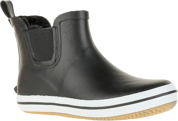 kamik chelsea boots