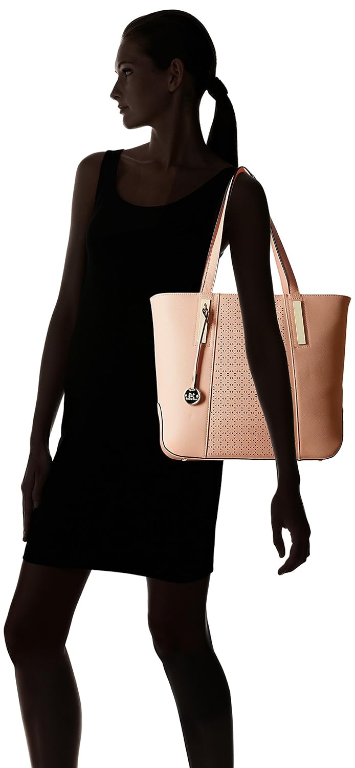 diana korr women's shoulder bag (peach) (dk40hpea)