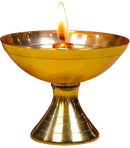 Decorative Diya Deepak Pooja Diya Item Brass Oil Lamp