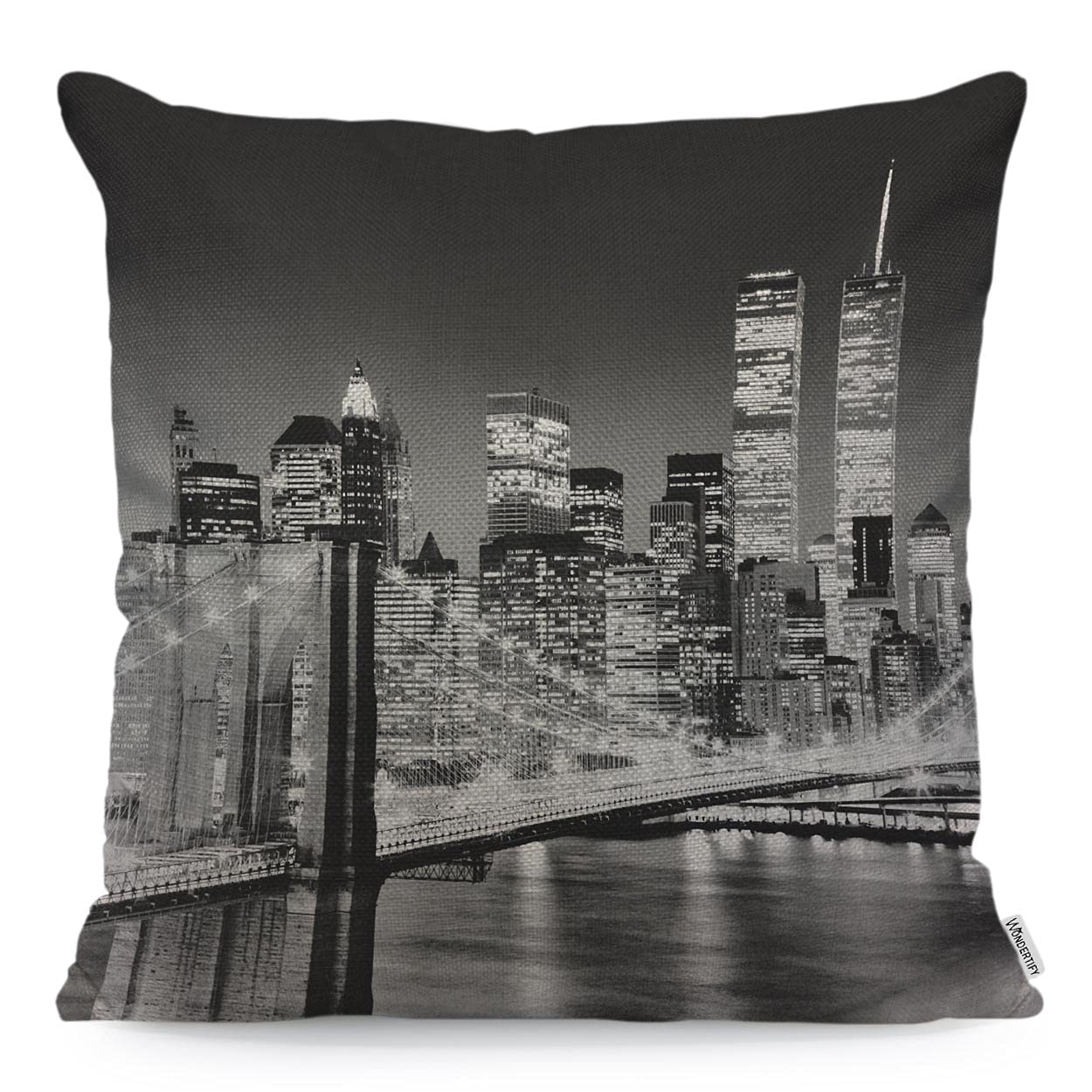 WONDERTIFY New York City Cushion Cover City Night Landscape Rise Building Bridge Throw Pillow Covers Cushion Case For Couch Home Decor Black White 45X45 Cm
