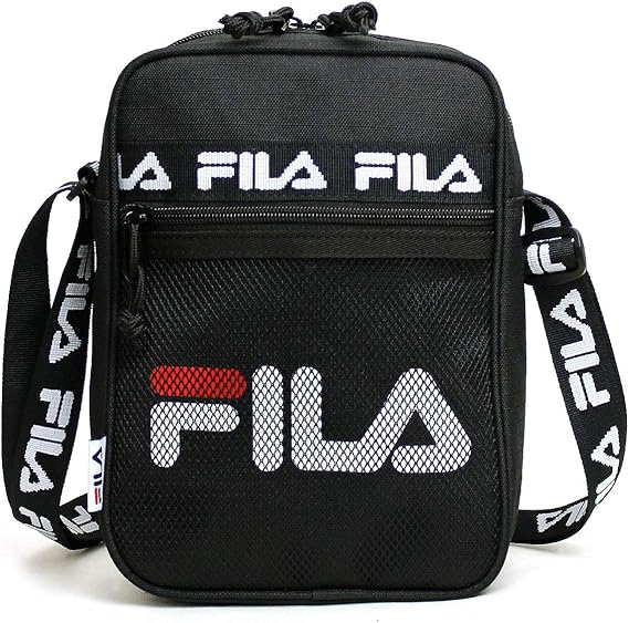 Amazon Co Jp Fila フィラ サコッシュ ネフィリム 7618 ブラック 服 ファッション小物