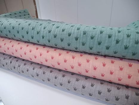 Qjutie Lottashaus No83 Stoffpaket 3 Stück 50x135cm Musselin doppelt gewebt Grau Mint Rosa Krone Krönchen Mulltuch Kleiderstof