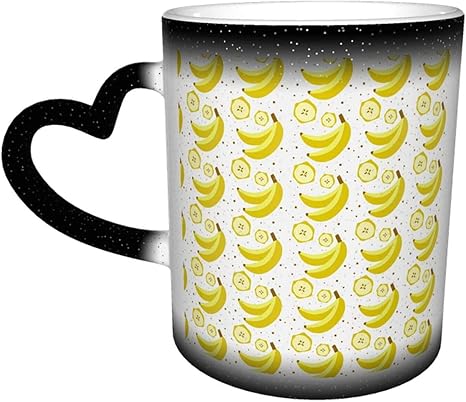 Amazon Co Jp 黄色のカラフルなかわいいバナナ マグ スタイル コーヒーカップ セラミック 温感変色 大容量 星空 耐熱性 軽量 ハンドル付き 楽しいギフト 誕生日プレゼント ホーム キッチン