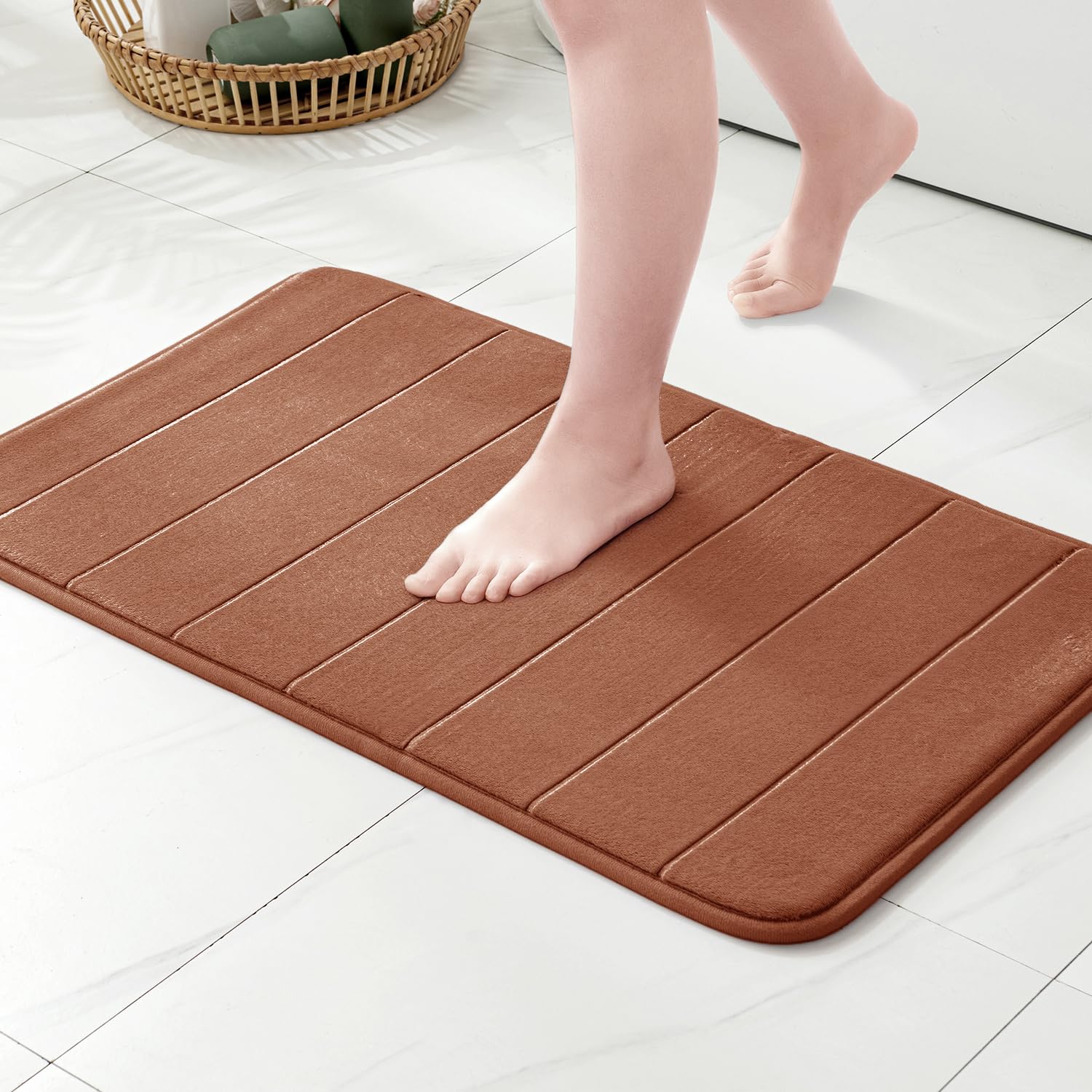 MIULEE Memory Foam Bath Mats Non Slip Bathroom Mat Bath Rug Shower Mat Coral Fleece Softness Highly Absorbent Washable Bathroom Rug Bath Mats for Bathroom Kitchen Entrance 50x80 cm Coffee