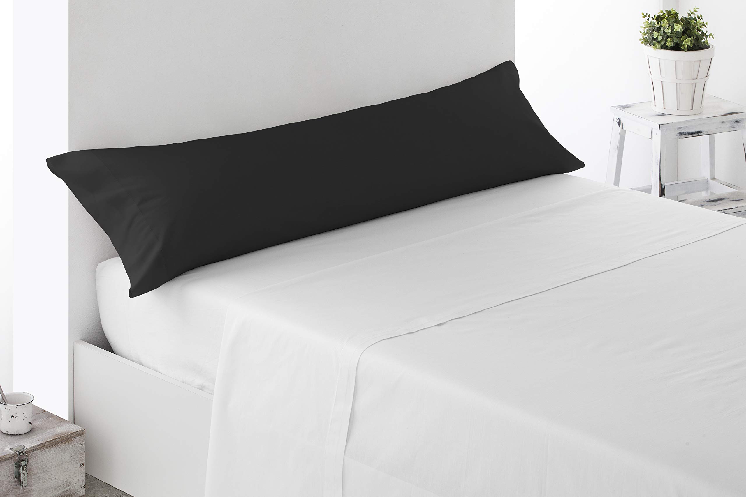 Miracle Home. Pillowcase, Anti-Peeling, Soft and Comfortable, 50% Cotton, 50% Polyester. Bed 135. Negro Black