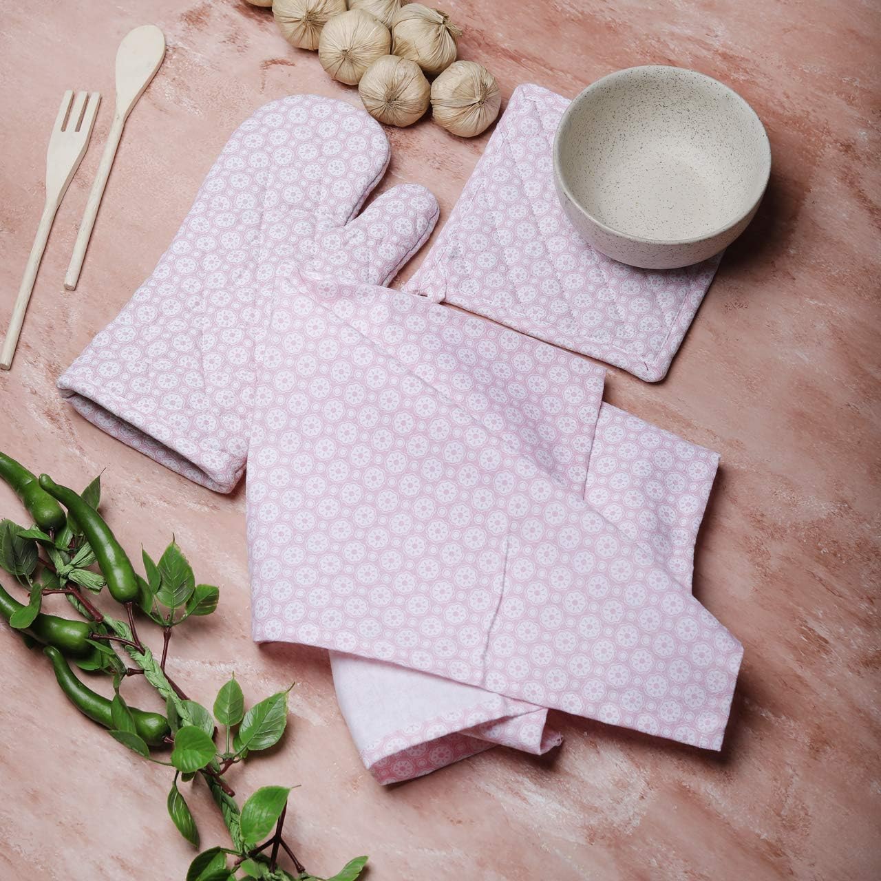 Cotton Crown's Mermaidia Kitchen Linen Set Eco Friendly & Premium Heat Proof Quilts (3 Pieces)-Pink