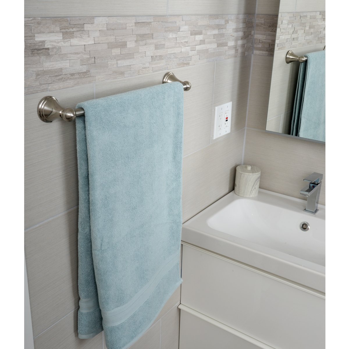 https://images-na.ssl-images-amazon.com/images/I/71UqsKdLJgL.jpg