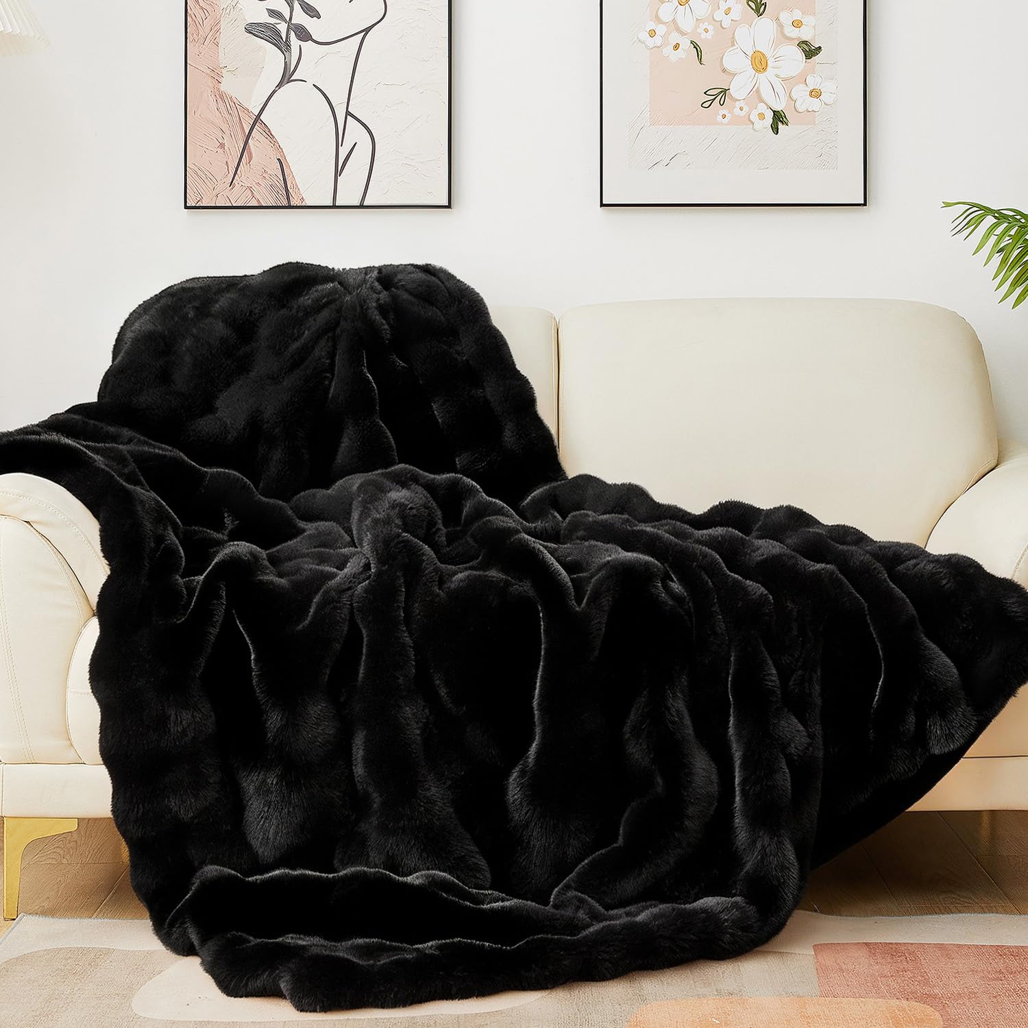 Latepis Soft Black Throw Blanket, Warm Cozy Faux Fur Throw Blanket for Couch, Plush Fluffy Fuzzy Blankets for Sofa and Bedroom, 50” x 60”, 860GSM Image