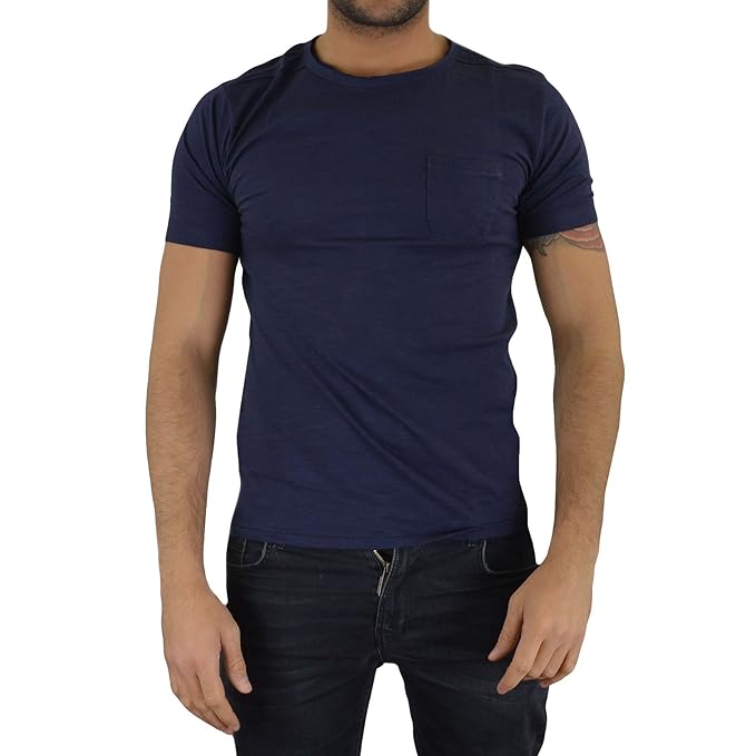 maglietta sportiva con maniche corte