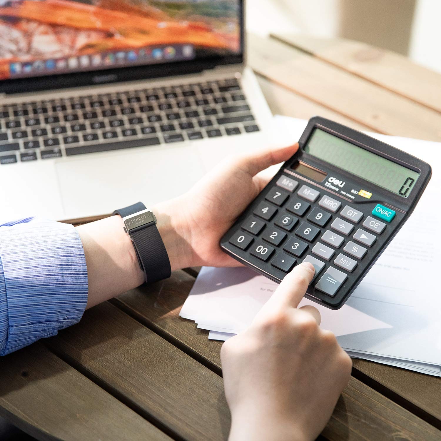 Deli-Basic-Office-Calculators
