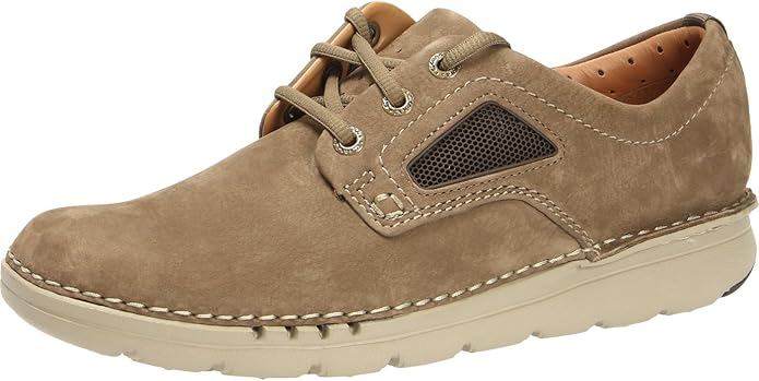 clarks unnature plain