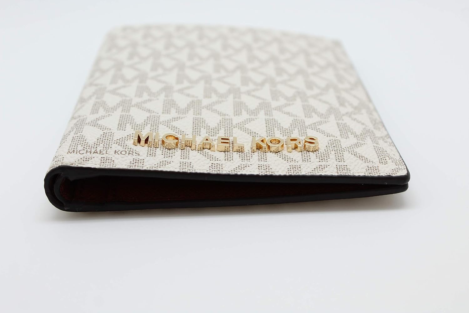  | Michael Kors Jet Set Travel Medium Passport Case - Vanilla | Passport Covers