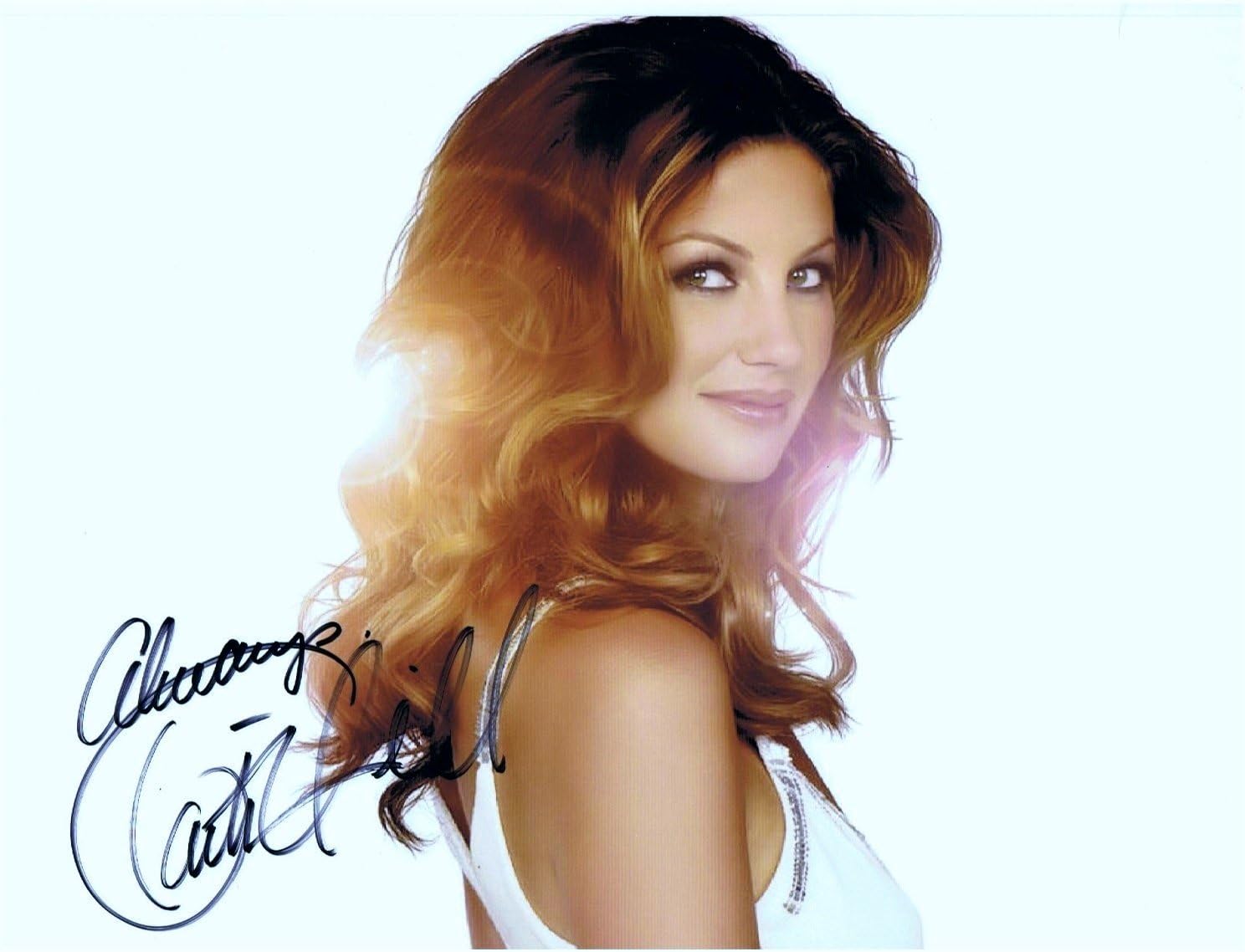 How old is faith hill image