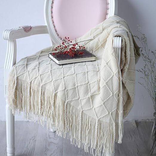 Amazon Com Laghcat Knit Coral Throw Blanket With Tassel Textured