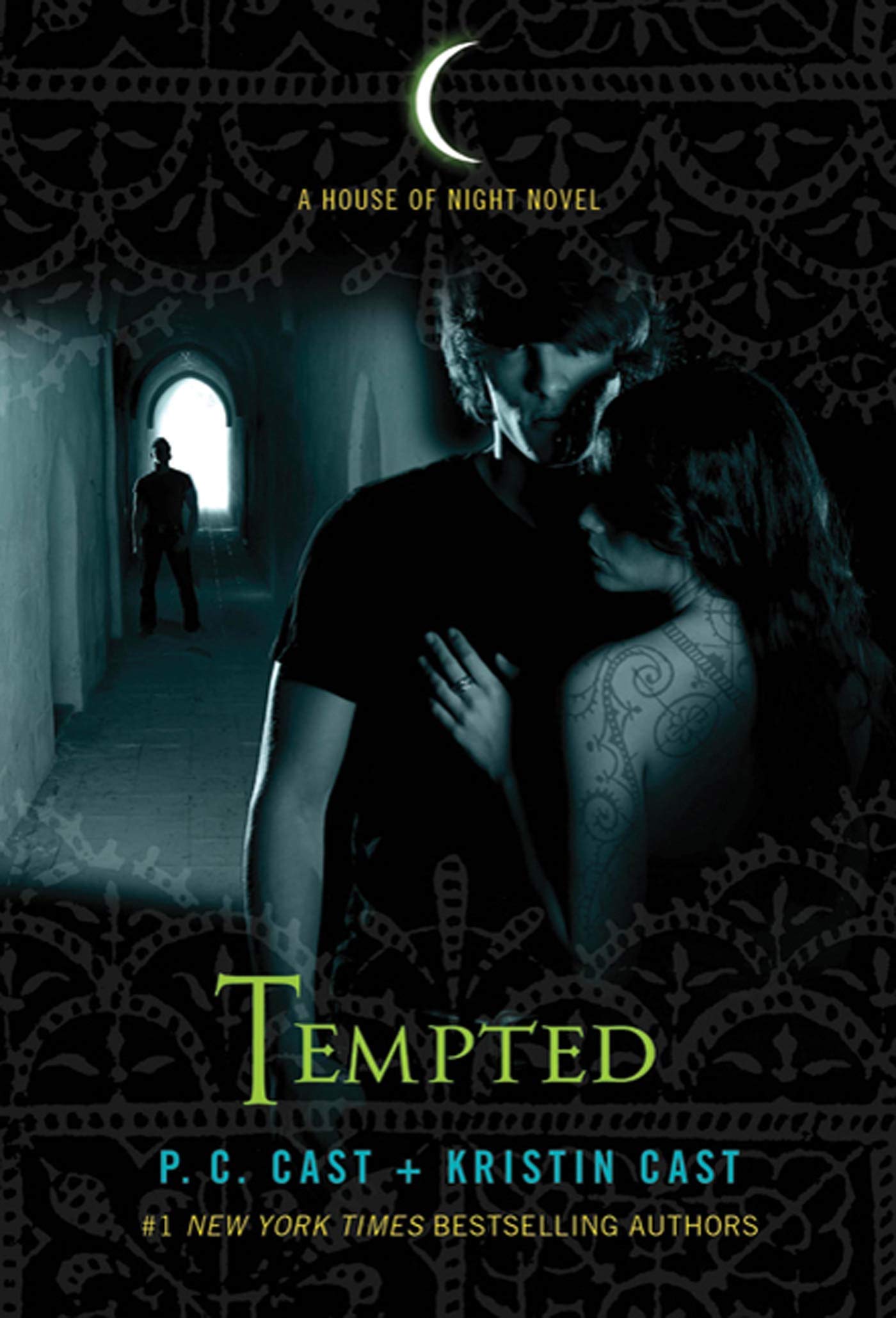 Tempted A House Of Night Novel Cast P C Cast Kristin 9780312609382 Books Amazon Ca