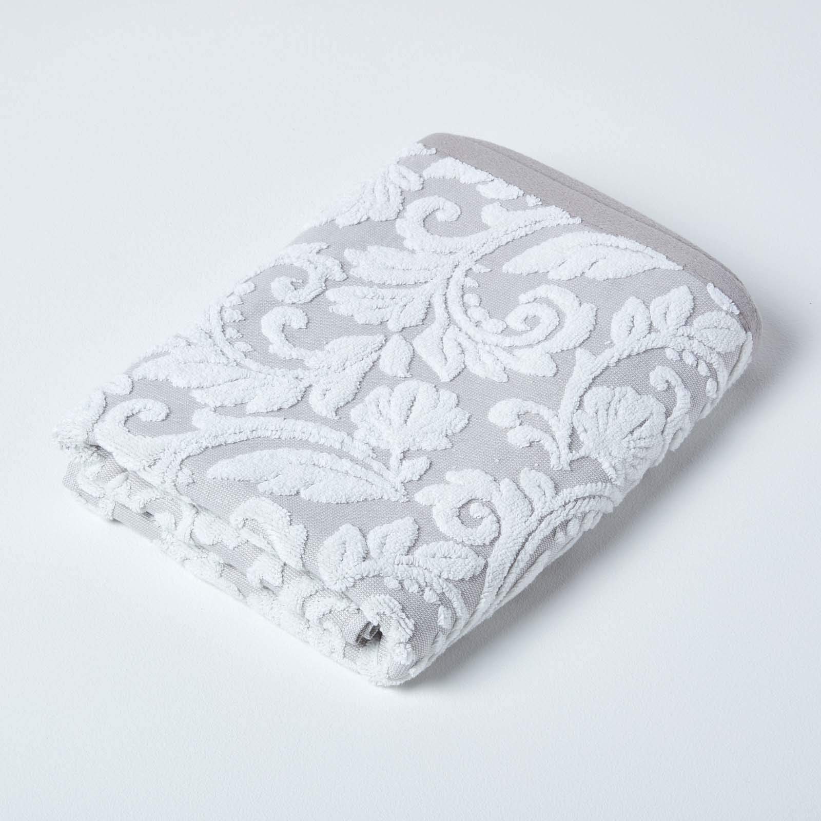 HOMESCAPES Luxury Beige Bath Towel 100% Turkish Cotton Patterned Large Towel Super Soft & Absorbent Extra Thick 600GSM Ringspun Light Brown Towel For Bathroom with Damask Pattern