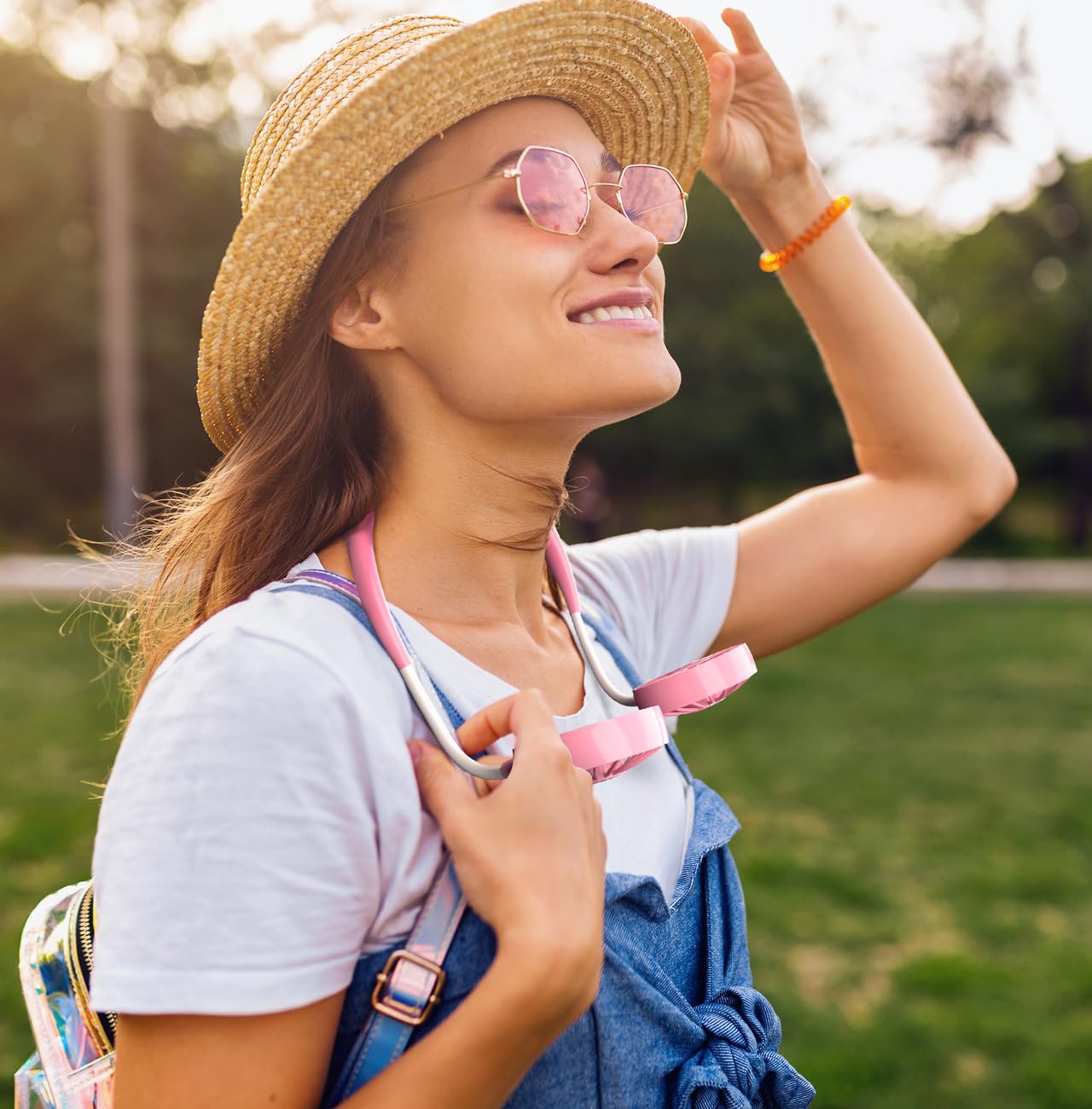 Portable Neck Fan Rechargeable Personal Hand-Free Fan Mini USB Wearable Neckband Sport Fan, 3 Speed Adjustable, 360 Degrees Free Rotation Perfect for Working, Traveling,Office, Reading (Blue Pink)