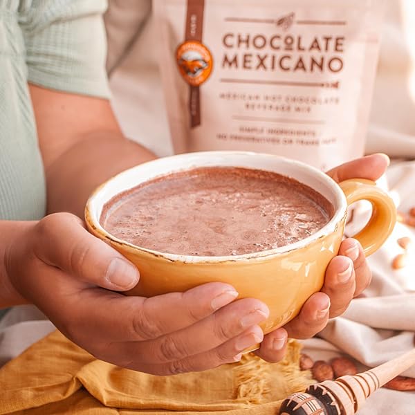 MEXICAN HOT CHOCOLATE, 32 OUNCE (2LB), AUTHENTIC MEXICAN STYLE HOT CHOCOLATE MIX WITH ORGANIC CACAO BEANS AND CINNAMON BY LA MONARCA BAKERY