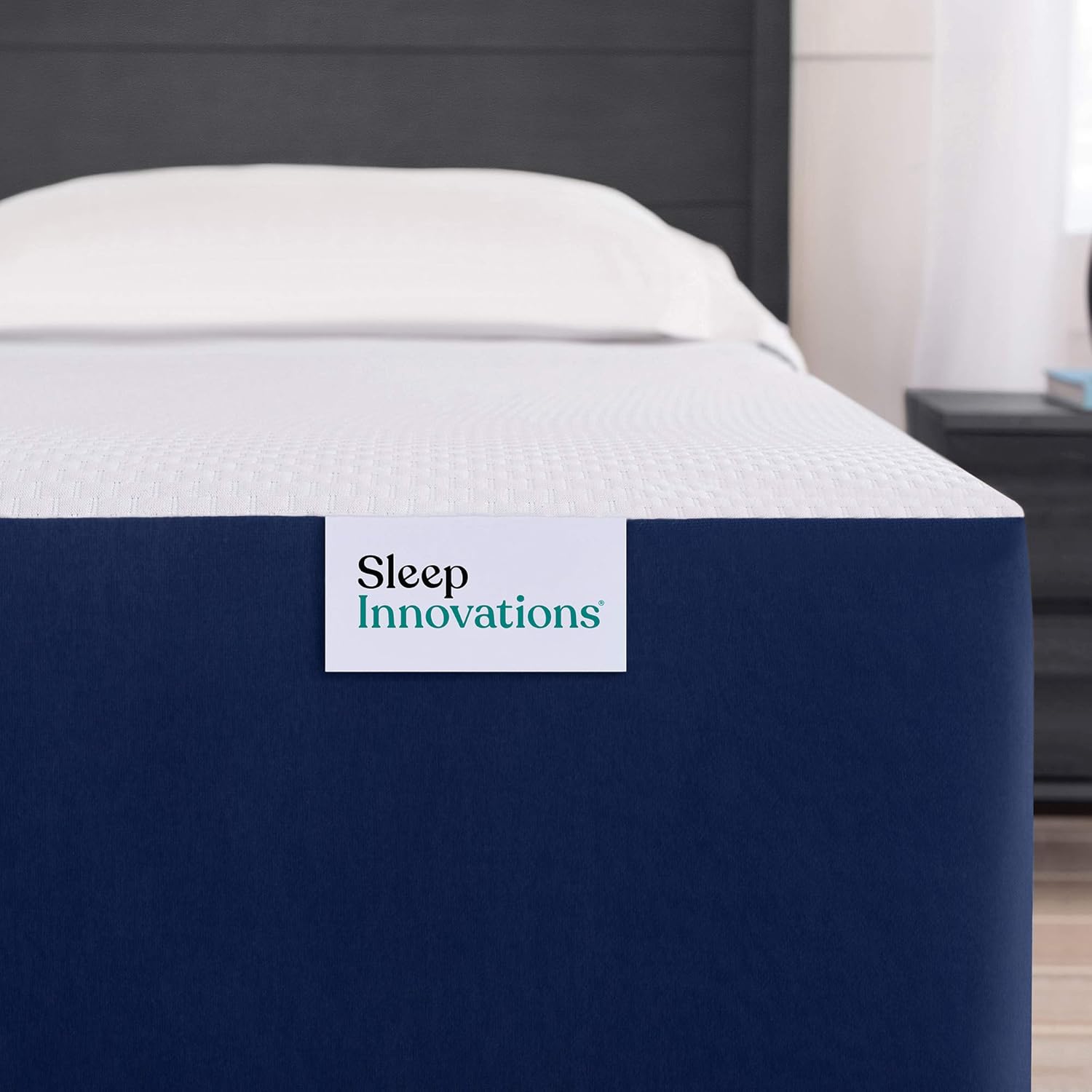 Sleep Innovations Marley Queen 10 Inch Cooling Gel Memory Foam Mattress in a Box - Made in USA - Medium Firm - Pressure Relieving: Furniture & Decor