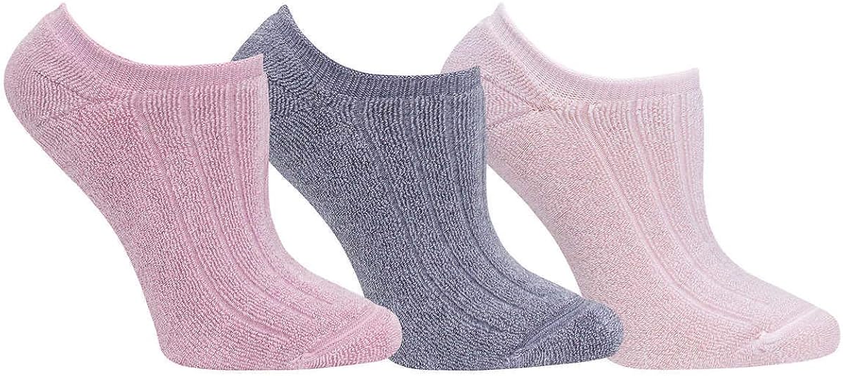 Yummie Women's Reversible Comfort Socks 3 Pair Pack (Pink) at  Women’s Clothing store