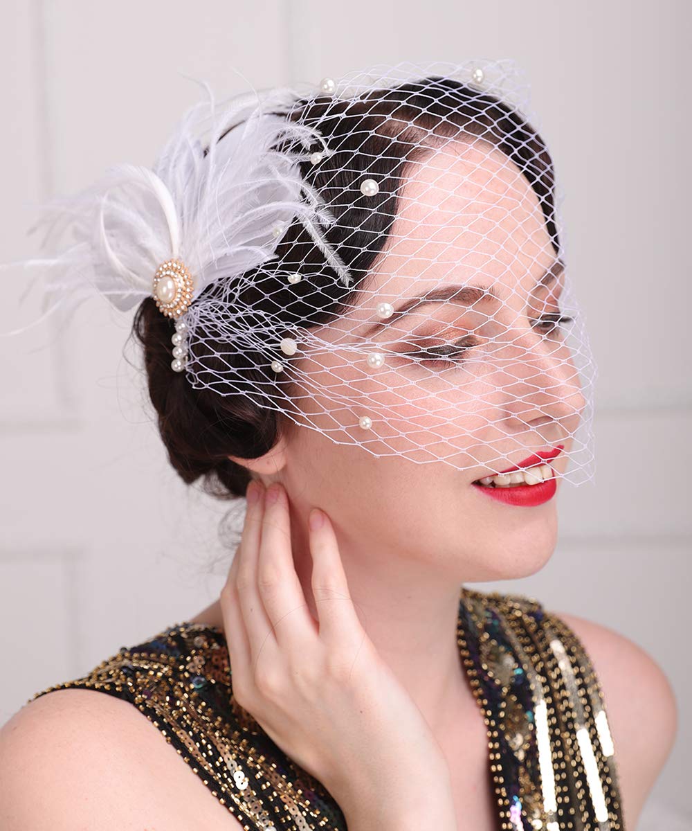 Anglacesmade 1920s Feather Hair Clip with White Birdcage Veil Pearl Peacock Feather Fascinator Flapper Headpiece for Women and Girls