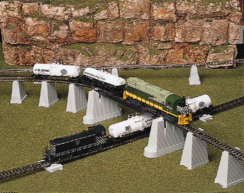 Pier Set (47Pc Set) HO Scale Atlas Trains