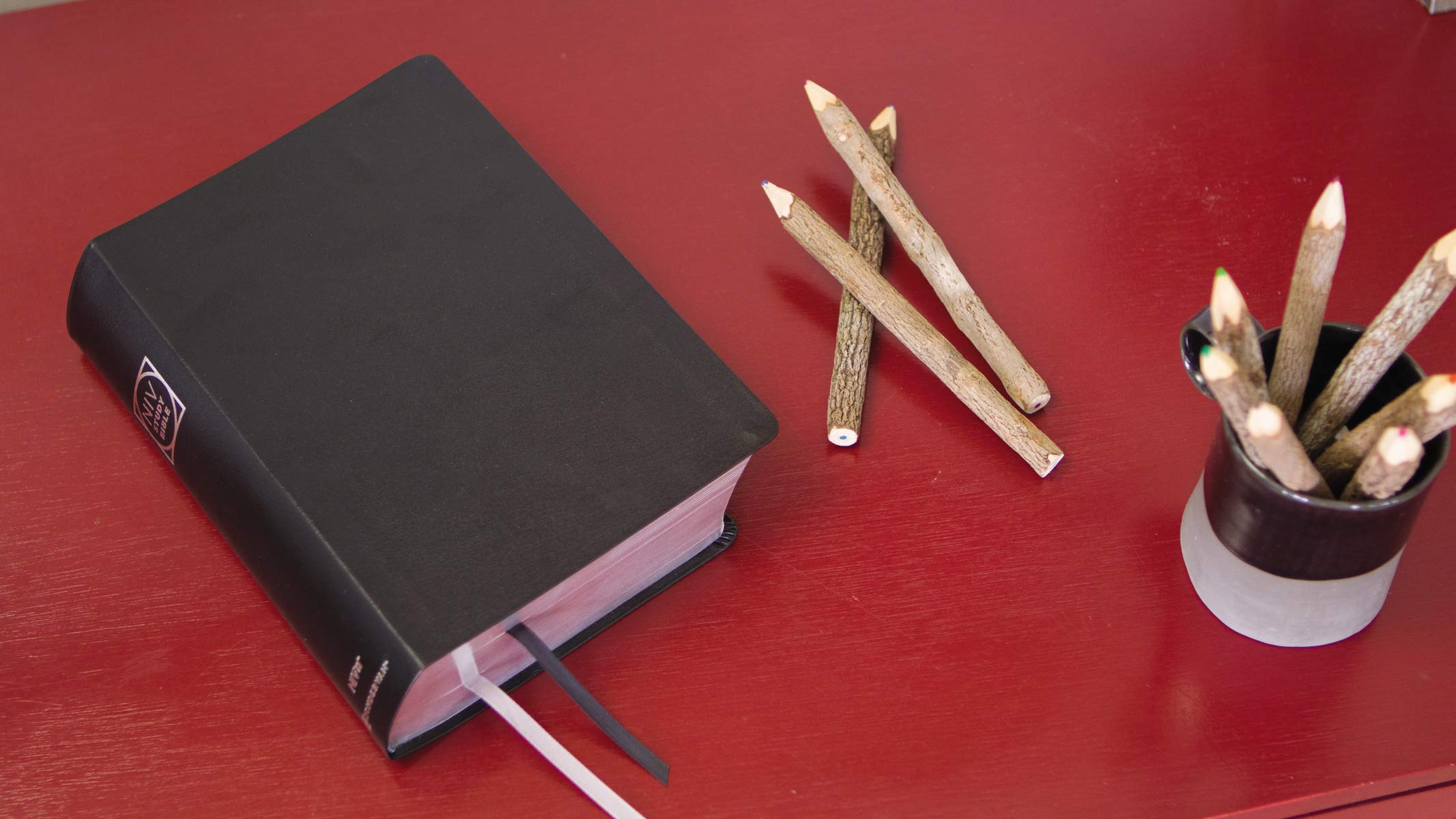 NIV Study Bible, Fully Revised Edition (Study Deeply. Believe Wholeheartedly.), Bonded Leather, Black, Red Letter, Comfort Print