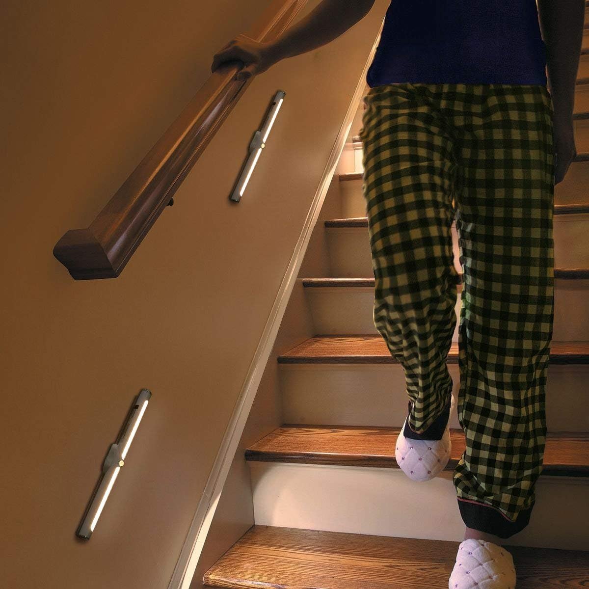 LE LED Motion Sensor Closet Lights, 22 LED USB Rechargeable, Wireless Kitchen Under Cabinet Lighting Kits, Touch Control, Perfect for Kitchen, Wardrobe, Stairs and More, Pack of 3 - - 