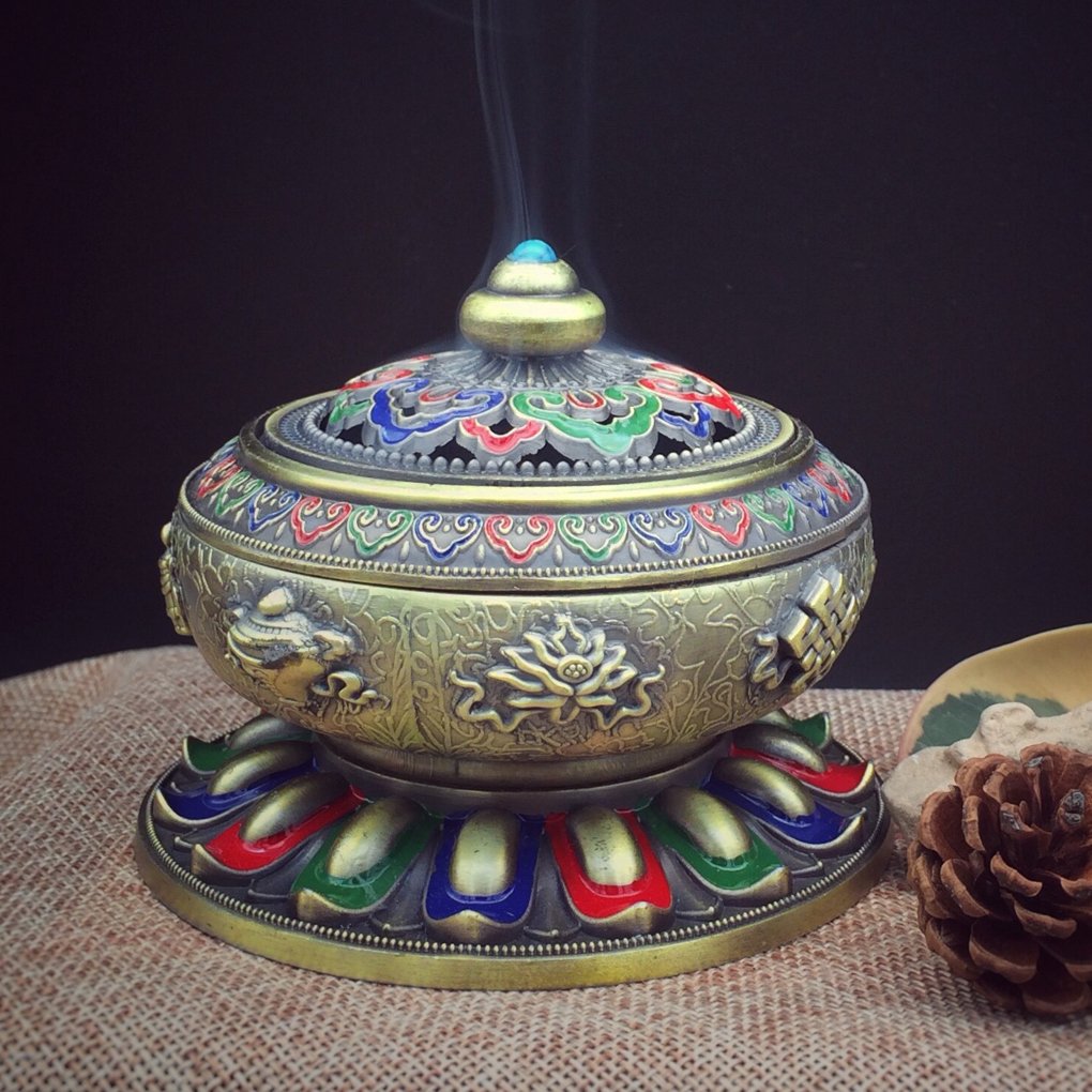BXT Vintage Alloy Bronze Incense Burner Home Decor Auspicious Lotus Tibet Incense Burner Holder Fit for Stick Cone Coil Incense