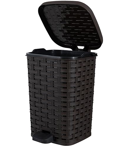 Amazon.com: Superio Mini Trash Can with Foot Pedal Small Outdoor