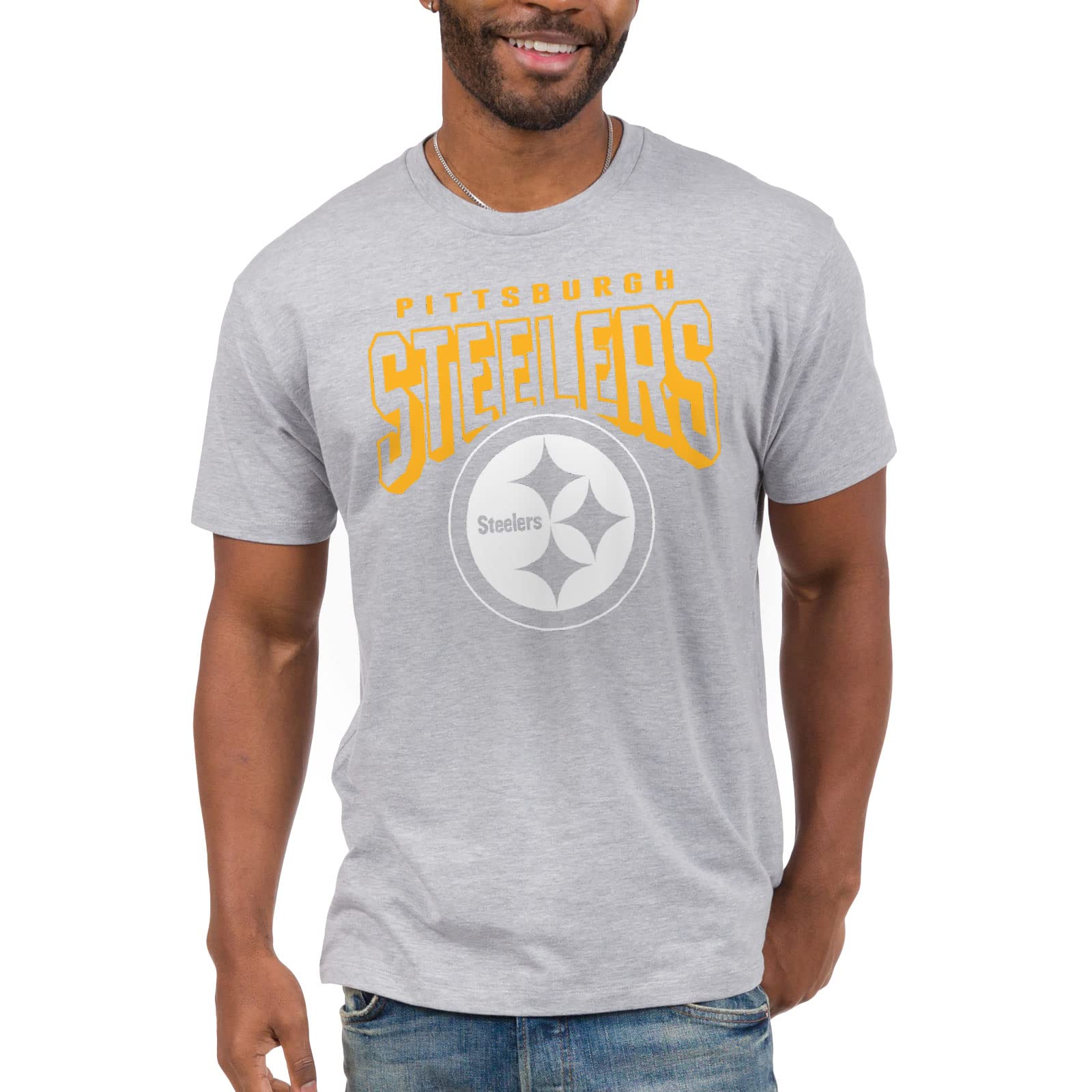 Junk Food Clothing x NFL - Pittsburgh Steelers - Bold Logo - Unisex Adult Short Sleeve Fan T-Shirt for Men and Women - Size X-Large Image Junk Food Clothing x NFL - Pittsburgh Steelers - Bold Logo - Unisex Adult Short Sleeve Fan T-Shirt for Men and Women - Size X-Large Image