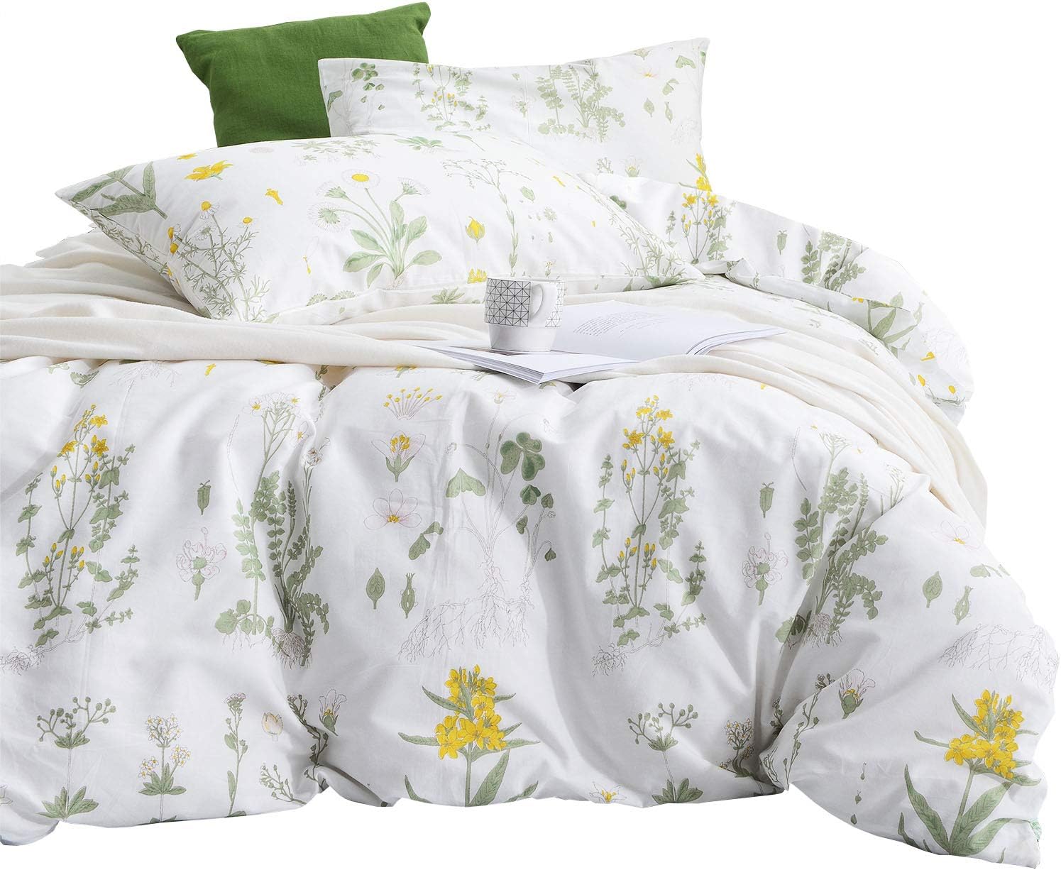Wake In Cloud - Botanical Comforter Set, 100% Cotton Fabric with Soft Microfiber Fill Bedding, Yellow Flowers and Green Leaves Floral Garden Pattern Printed on White (3pcs, Queen Size): Home & Kitchen