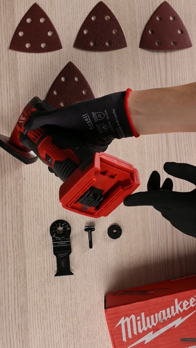 Milwaukee 2626-20 M18 Oscillating Multi-Tool Review: Versatile Speed Control for DIY Tasks