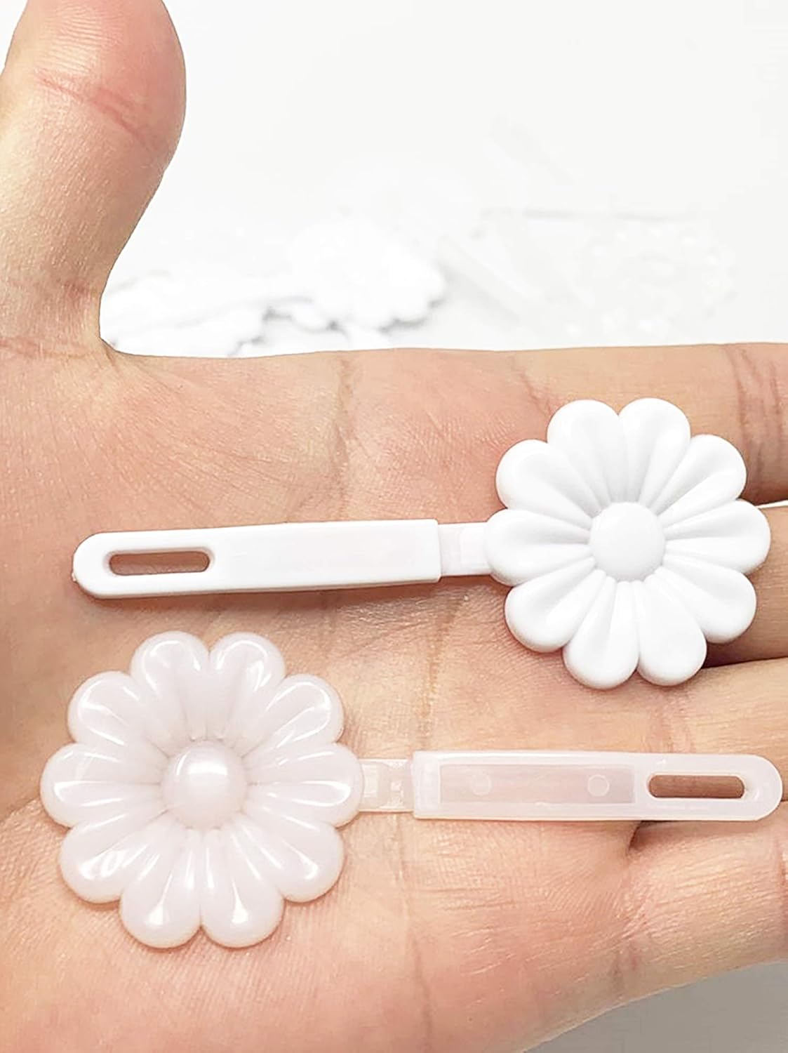 Tara Girls Self Hinge Plastic Bow Hair Barrettes Selection Pack Of 2 (BR-109-111) : Beauty