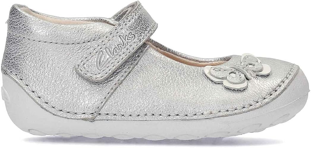 clarks first steps shoes