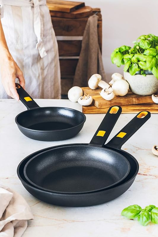 Daily Pro | Set di 3 padelle 20-24-28 cm, alluminio fuso