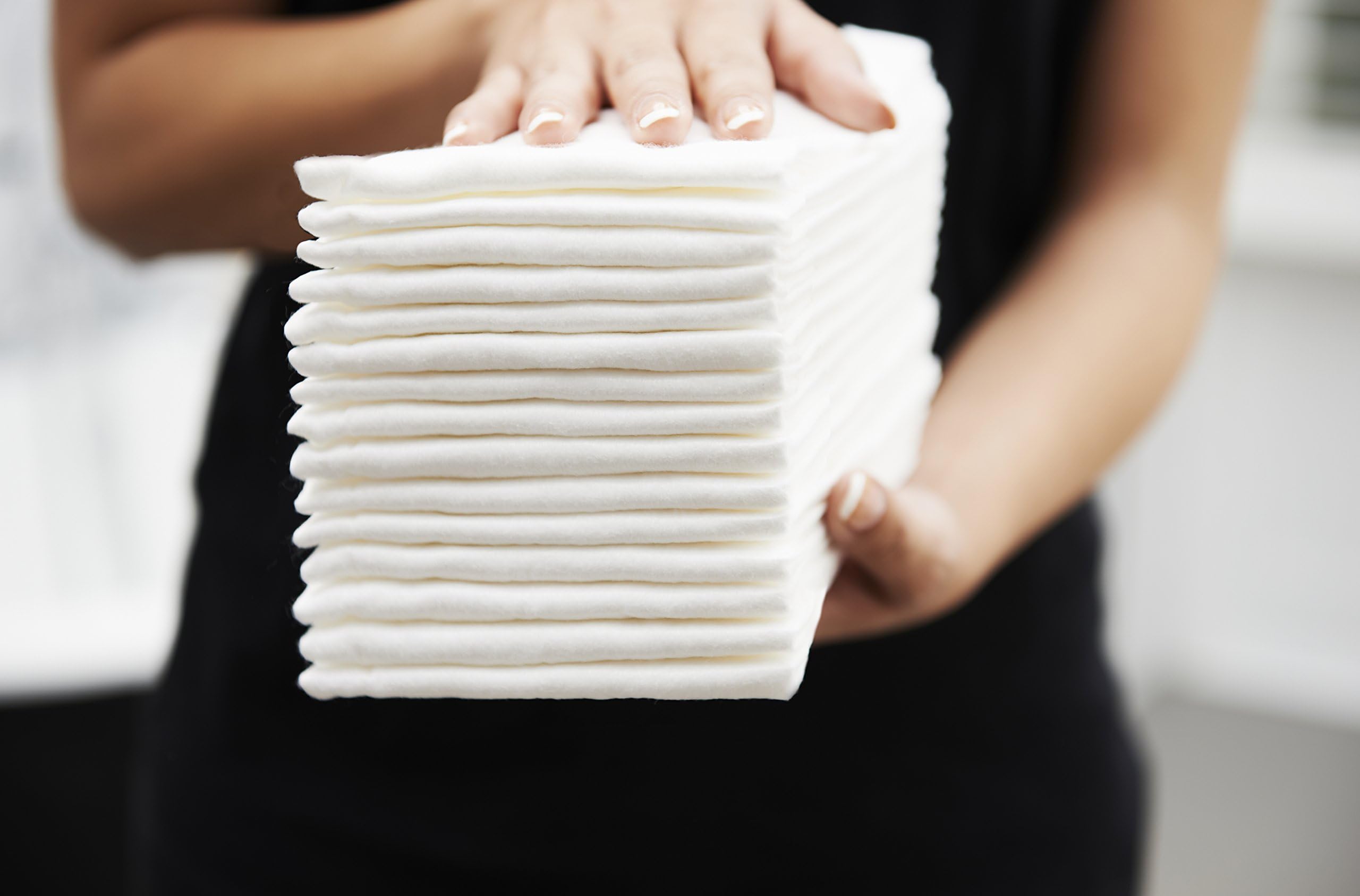 Easydry Disposable Towels - box of 50 white towels