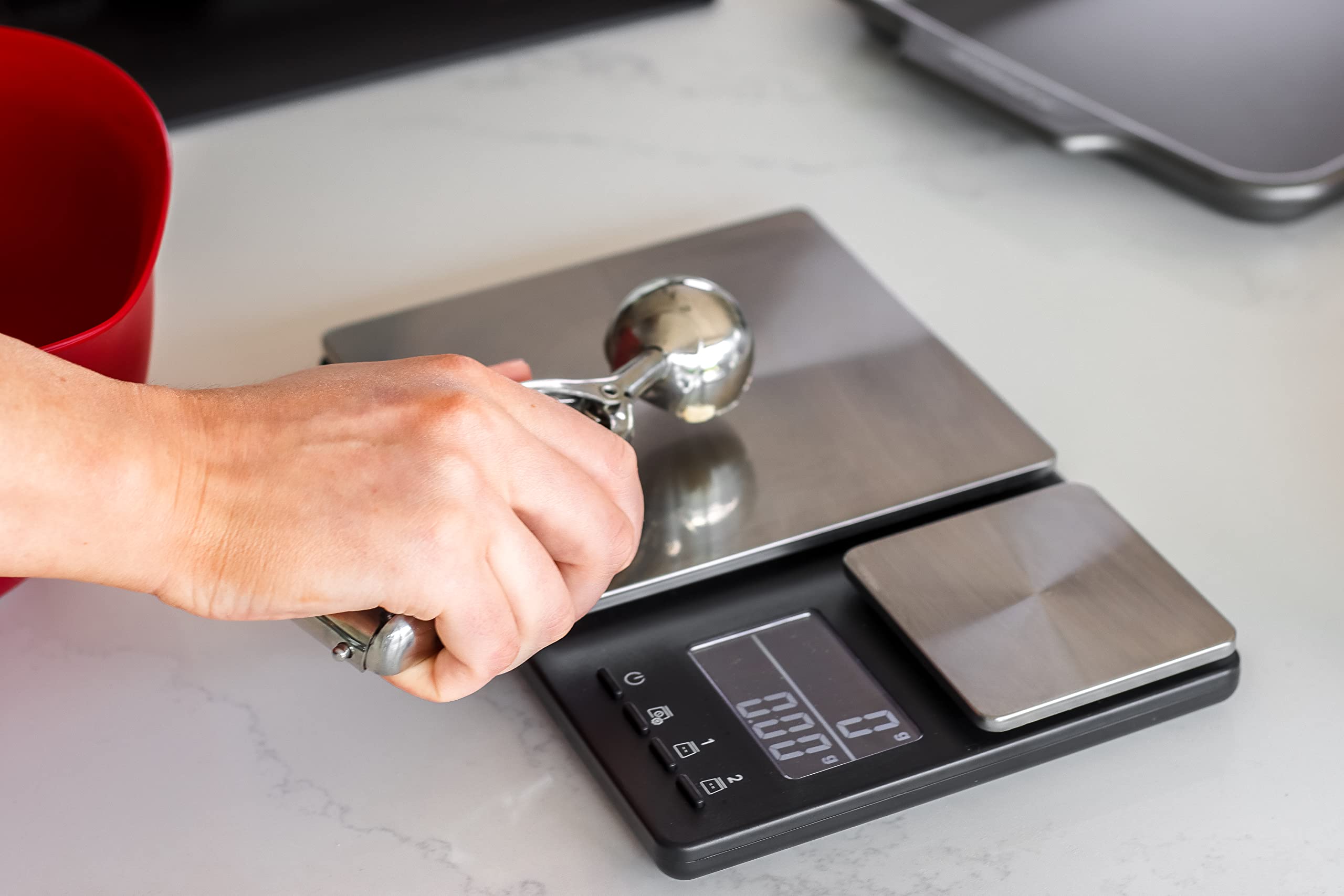 KitchenAid Digital Food Scale with Two Platforms, Weighs Between 5000g and 500g, Black, One Size