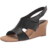 Clarks womens Kyarra Aster Wedge Sandal