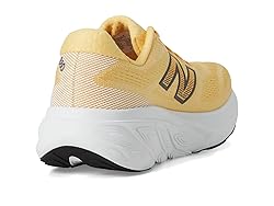 New Balance Women's Fresh Foam X 880 V15 Running