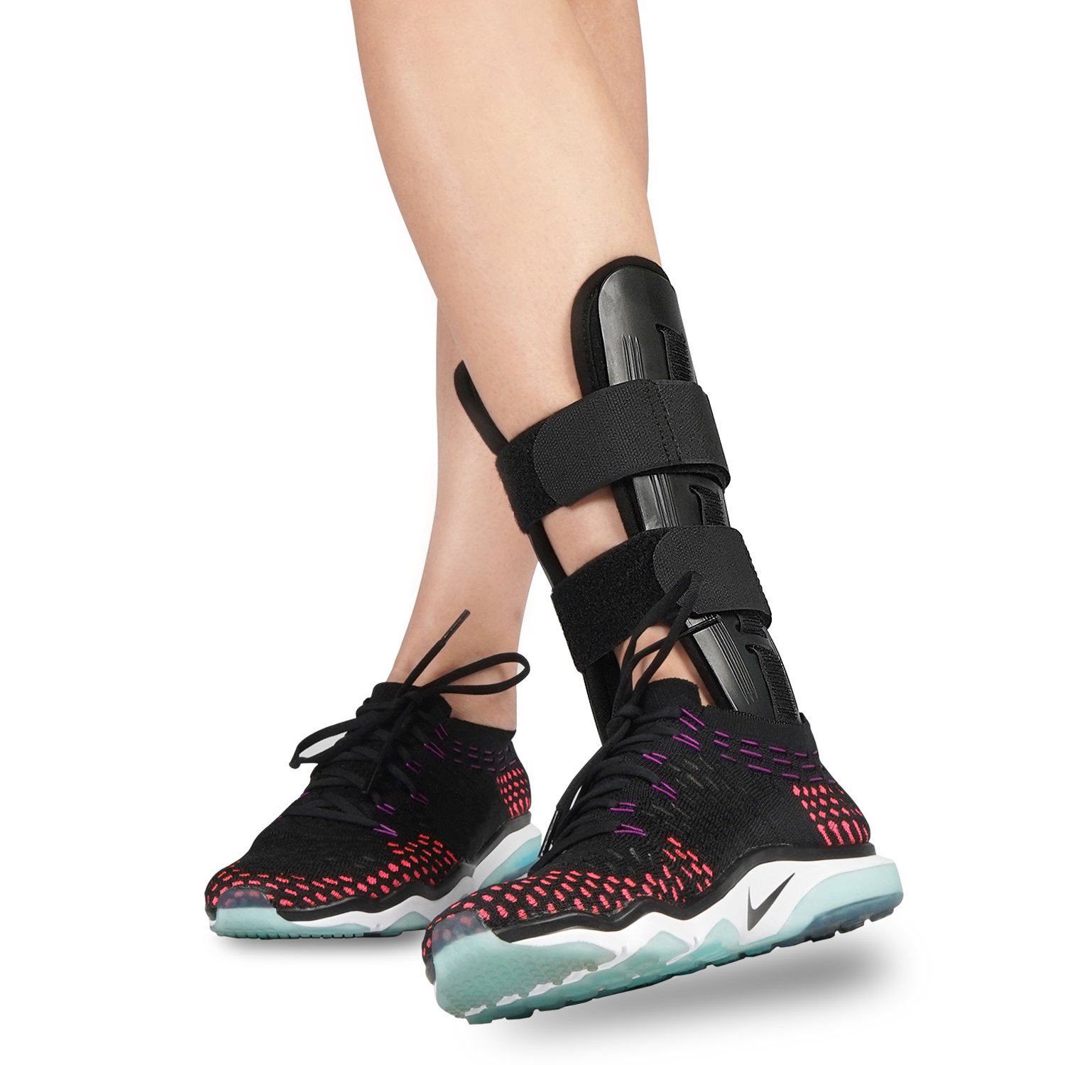 SOLES Ankle Brace with Adjustable Stabilizer and Latex Pad (SLS206L)