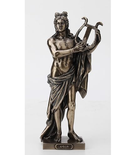 Statue de Bacchus, le dieu romain du vin dans l'intérieur de la cave à