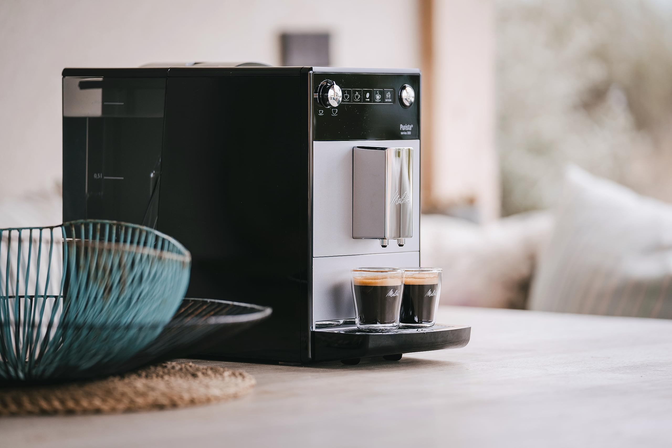 Melitta Purista - Kaffeevollautomat mit Lieblingskaffee-Funktion, Kaffeemaschine mit Mahlwerk und 5-stufig verstellbarem Mahlgrad, für Kaffee und Espresso, silber/schwarz 3